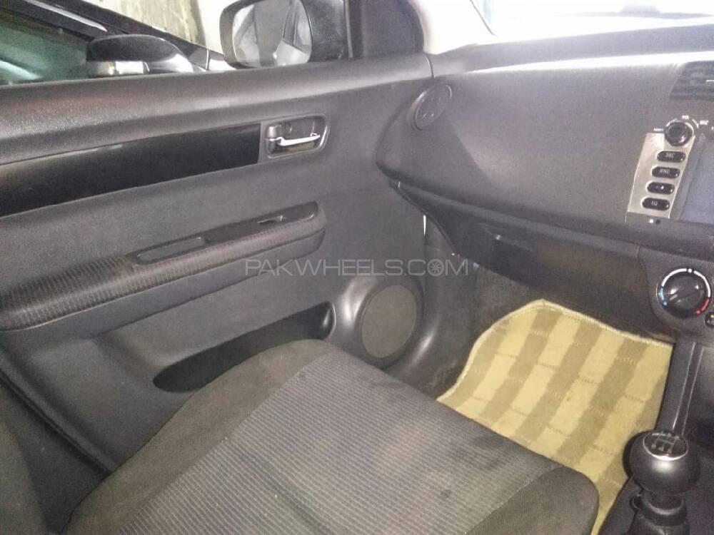Suzuki Swift 2014 for Sale in Swabi Suzuki Swift 2014 for Sale in Swabi Image-5