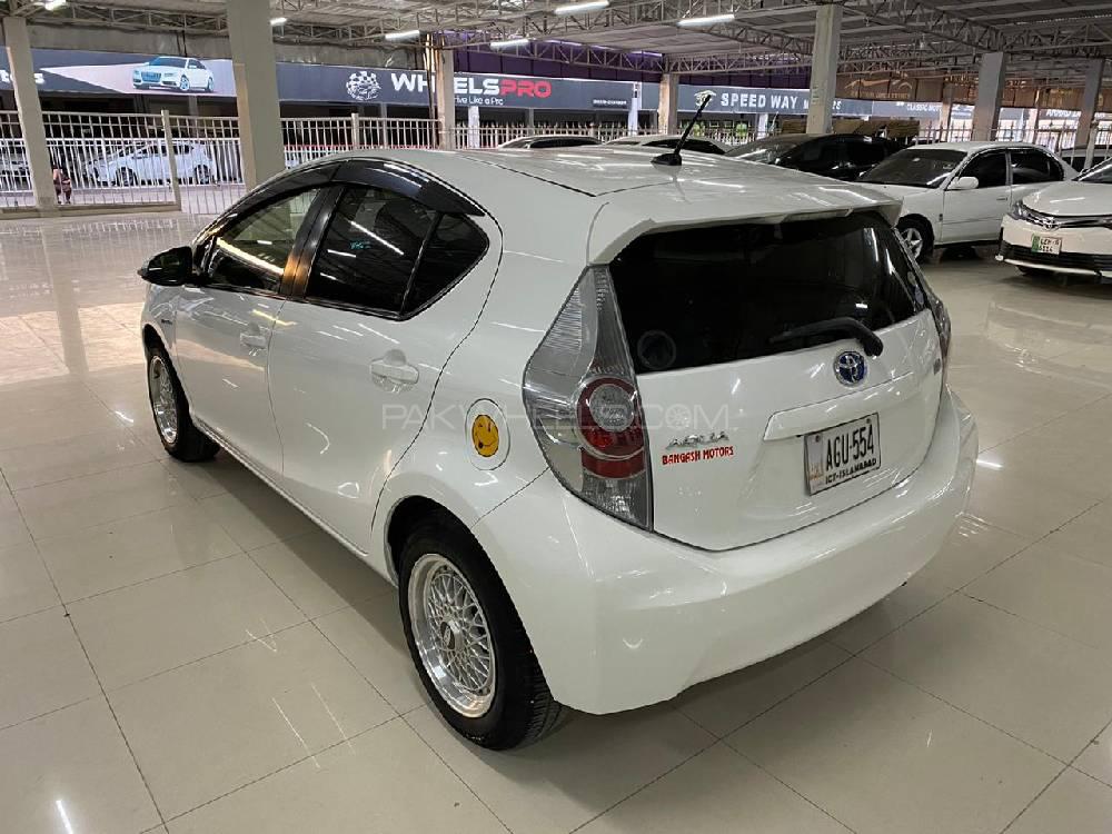 Toyota Aqua 2014 for Sale in Peshawar Toyota Aqua 2014 for Sale in Peshawar Image-3