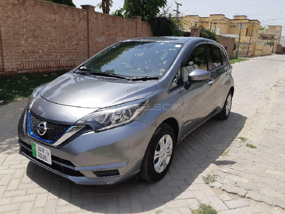 Nissan Note 2017 for Sale in Multan Image-1