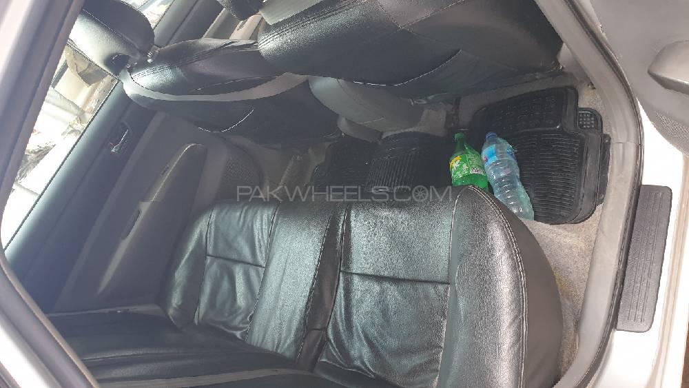 Toyota Prius 2009 for Sale in Peshawar Toyota Prius 2009 for Sale in Peshawar Image-11