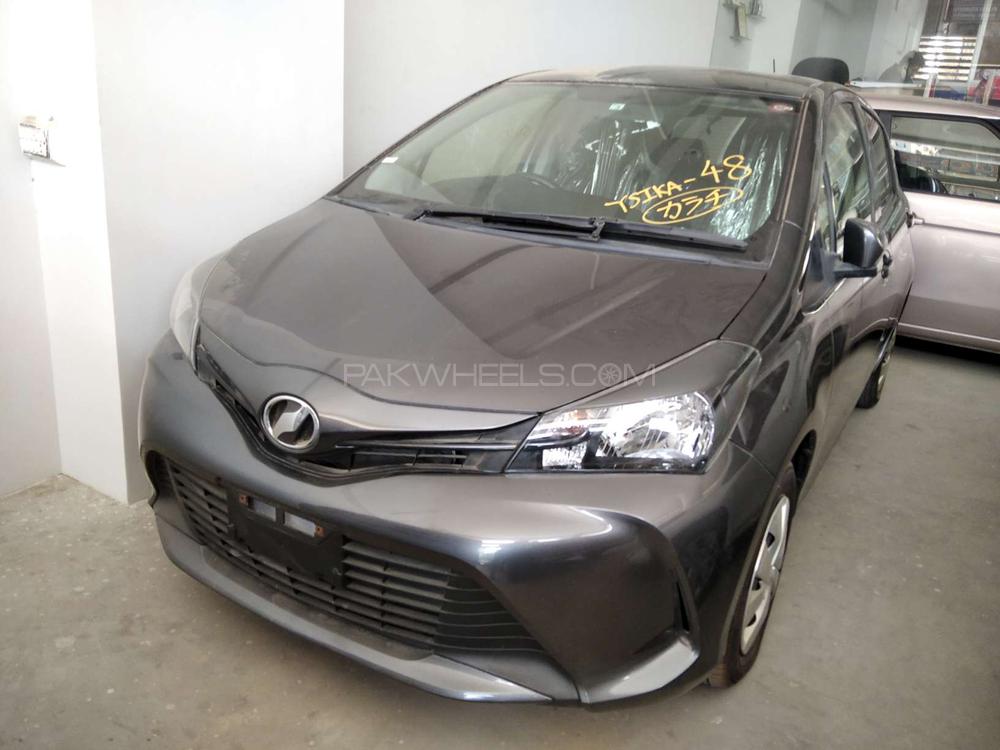 Toyota Vitz 2016 for Sale in Karachi Image-1