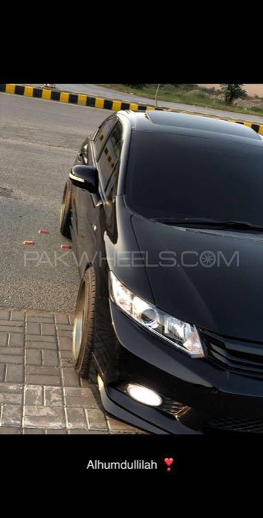 Honda Civic - 2012  Honda Civic - 2012  Image-3