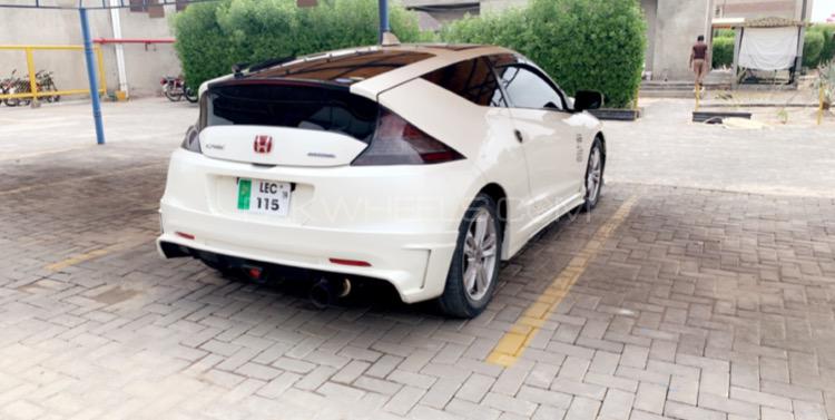 Honda CR-Z - 2010  Honda CR-Z - 2010  Image-3
