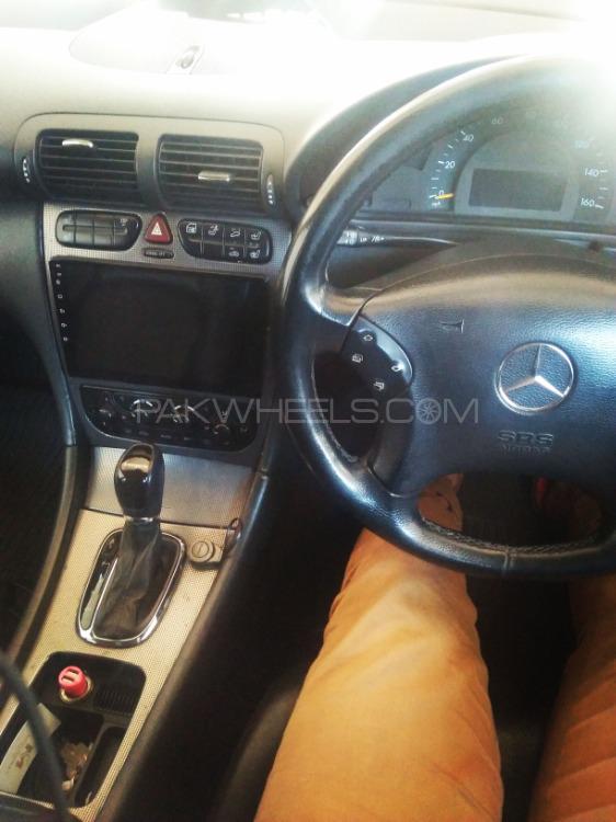 Mercedes Benz C Class - 2003  Mercedes Benz C Class - 2003  Image-4