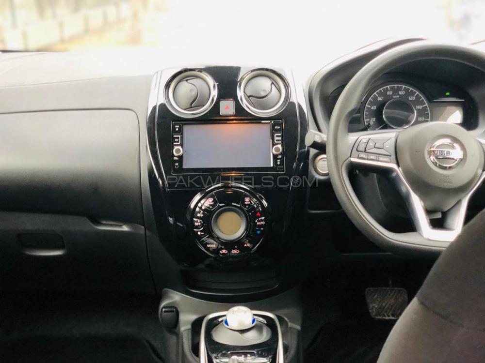 Nissan Note 2017 for Sale in Lahore Nissan Note 2017 for Sale in Lahore Image-5