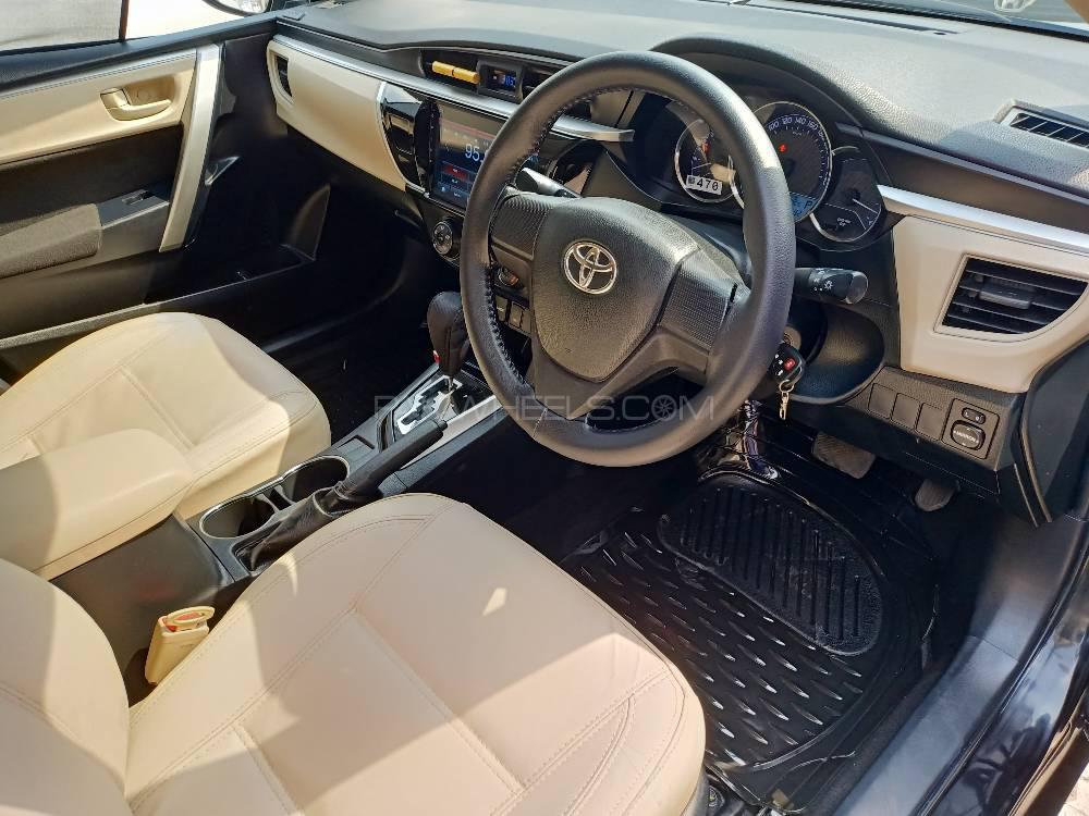 Toyota Corolla 2016 for Sale in Lahore Toyota Corolla 2016 for Sale in Lahore Image-12