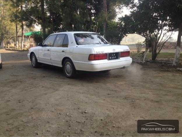 Toyota Crown 1992 for Sale in Peshawar Image-1