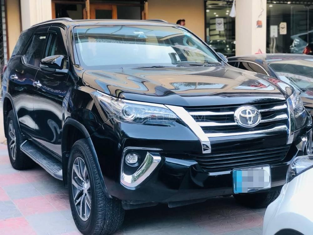 Toyota Fortuner 2019 for Sale in Islamabad Image-1