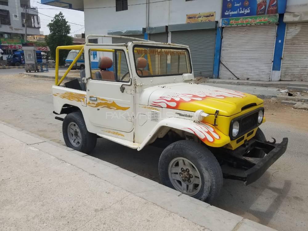 Toyota Land Cruiser 1984 for Sale in Karachi Image-1