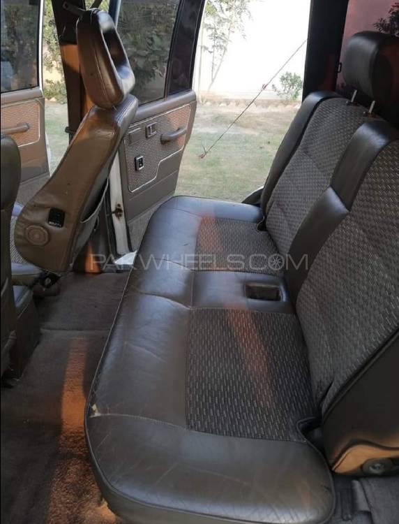 Mitsubishi Pajero 1985 for Sale in Dera ismail khan Mitsubishi Pajero 1985 for Sale in Dera ismail khan Image-5
