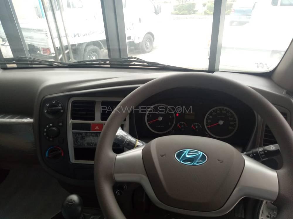Hyundai Shehzore 2020 for Sale in Rawalpindi Hyundai Shehzore 2020 for Sale in Rawalpindi Image-11
