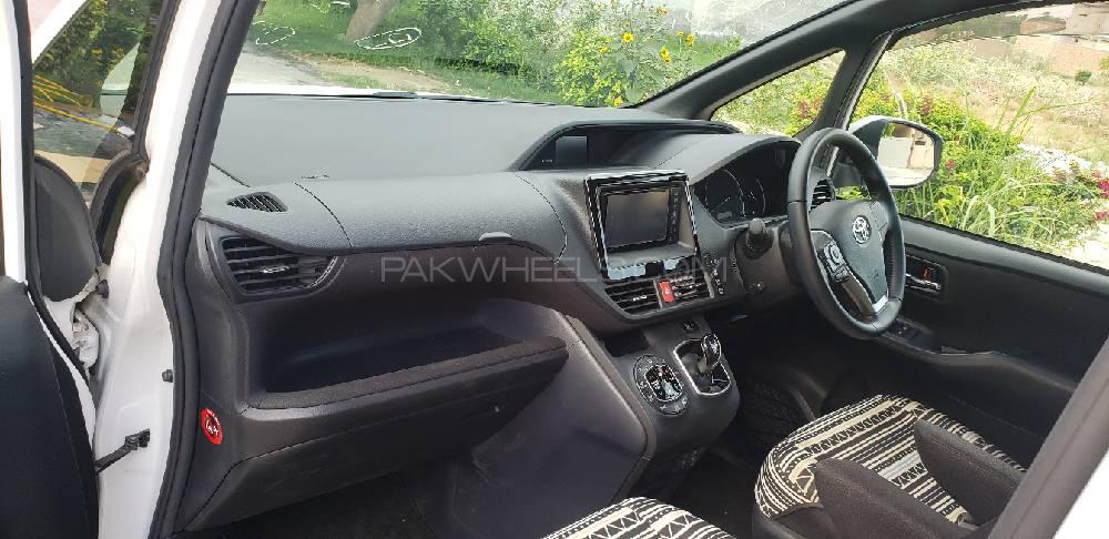 Toyota Noah 2015 for Sale in Islamabad Toyota Noah 2015 for Sale in Islamabad Image-7