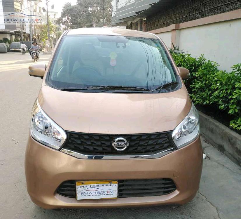 Nissan Dayz 2015 for Sale in Karachi Image-1