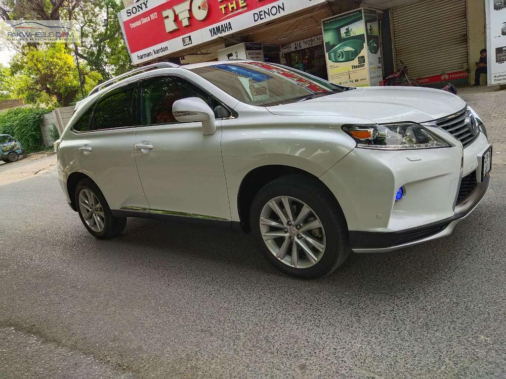 لیکزس آر ایکس سیریز 2012 for Sale in لاہور لیکزس آر ایکس سیریز 2012 for Sale in لاہور Image-2