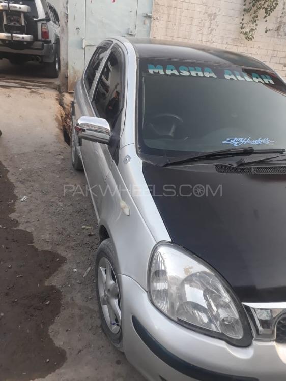 Toyota Vitz 2003 for Sale in Quetta Image-1