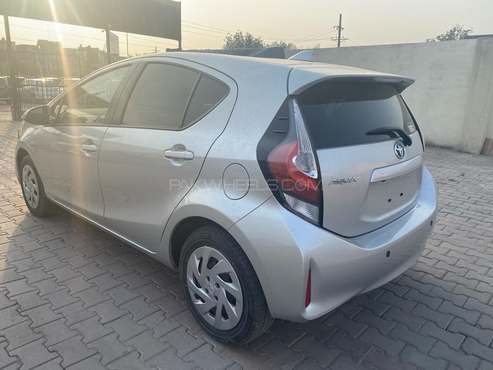 Toyota Aqua 2017 for Sale in Gujranwala Toyota Aqua 2017 for Sale in Gujranwala Image-4