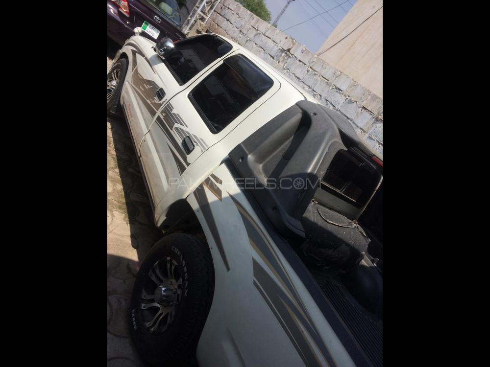 Toyota Hilux 1998 for Sale in Peshawar Image-1
