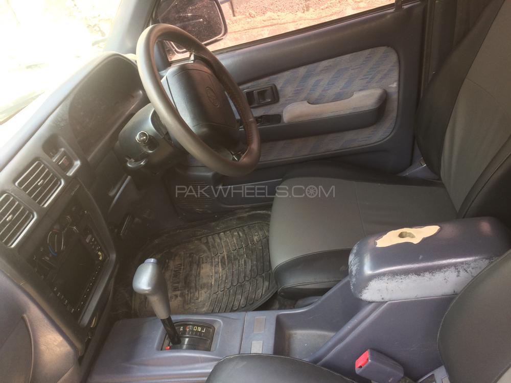 Toyota Hilux 1998 for Sale in Peshawar Toyota Hilux 1998 for Sale in Peshawar Image-5