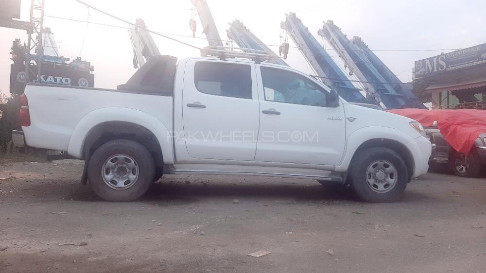 Toyota Hilux 2008 for Sale in Rawalpindi Image-1