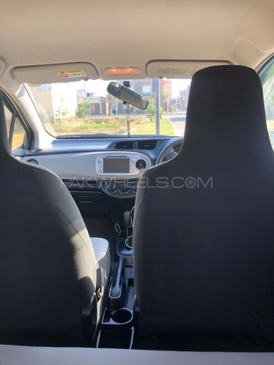 Toyota Vitz 2011 for Sale in Faisalabad Toyota Vitz 2011 for Sale in Faisalabad Image-9