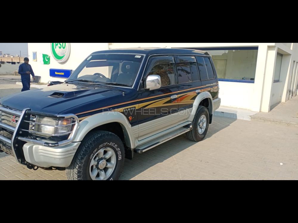 Mitsubishi Pajero 1999 for Sale in Khanewal Mitsubishi Pajero 1999 for Sale in Khanewal Image-2
