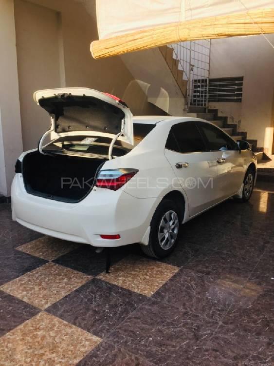 ٹویوٹا کرولا 2018 for Sale in نوشہرہ ٹویوٹا کرولا 2018 for Sale in نوشہرہ Image-4