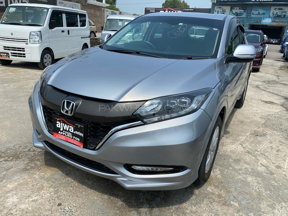 Honda Vezel 2016 for Sale in Gujranwala Image-1