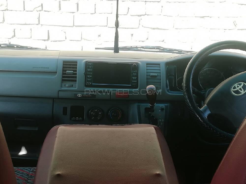 Toyota Hiace 2008 for Sale in Islamabad Toyota Hiace 2008 for Sale in Islamabad Image-9