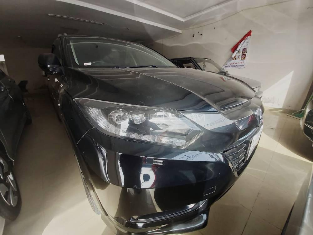 Honda Vezel 2017 for Sale in Lahore Honda Vezel 2017 for Sale in Lahore Image-8
