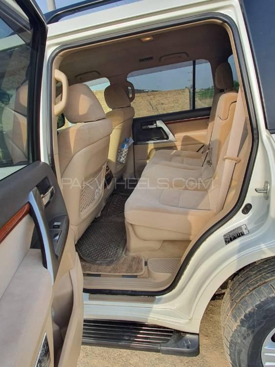 Toyota Land Cruiser 2013 for Sale in Vehari Toyota Land Cruiser 2013 for Sale in Vehari Image-15