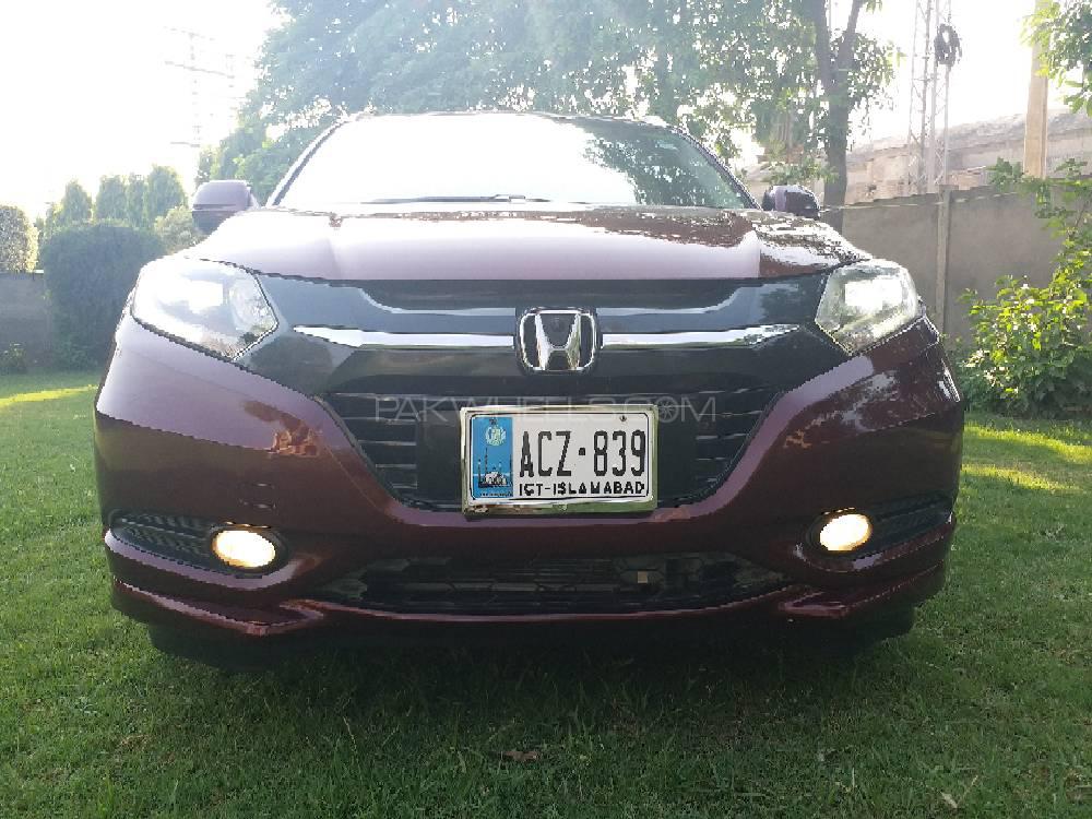 Honda Vezel 2014 for Sale in Peshawar Image-1