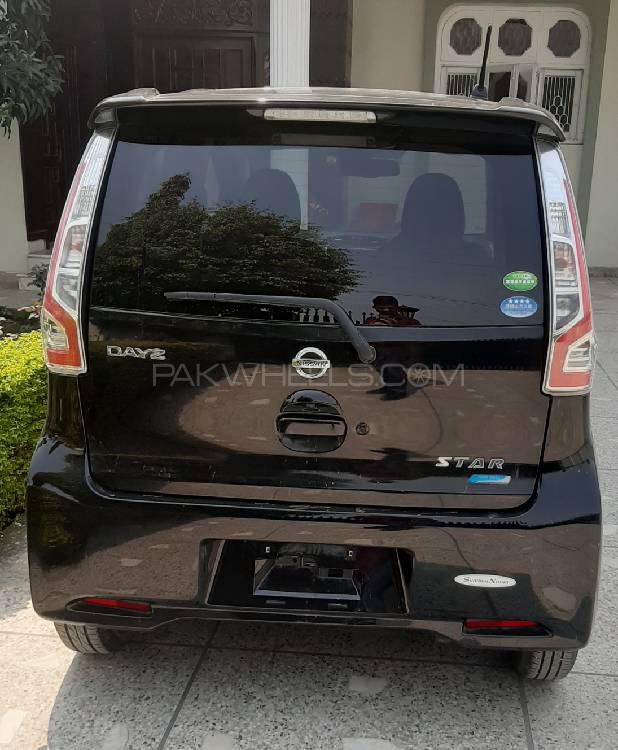 Nissan Dayz Highway Star 2016 for Sale in Sialkot Nissan Dayz Highway Star 2016 for Sale in Sialkot Image-3