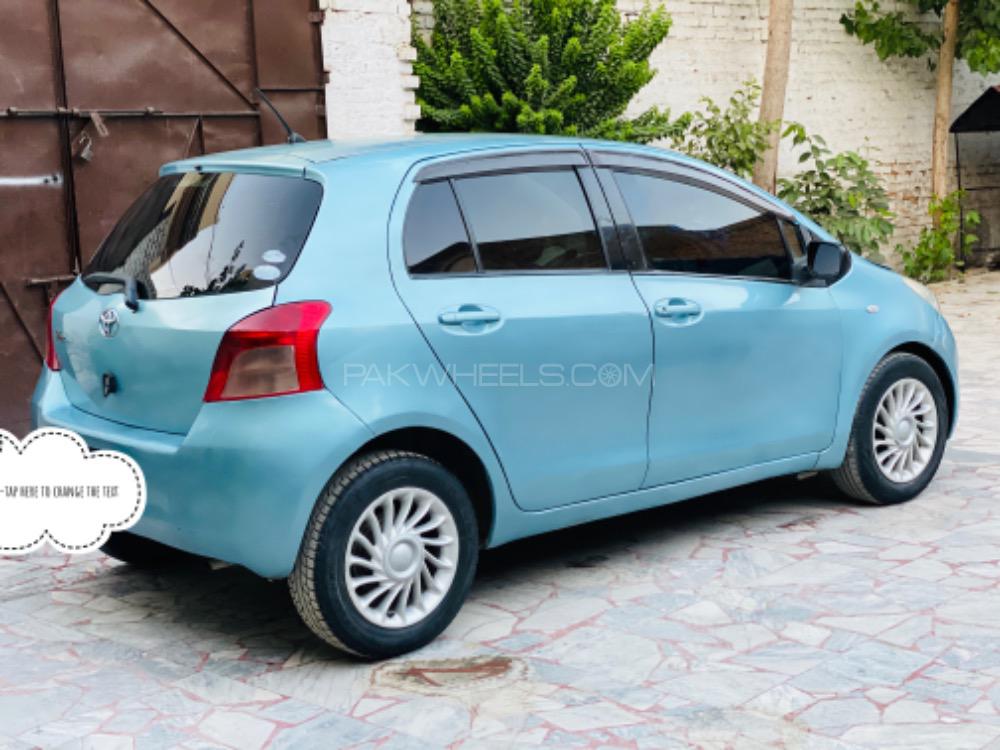 Toyota Vitz 2005 for Sale in Peshawar Image-1
