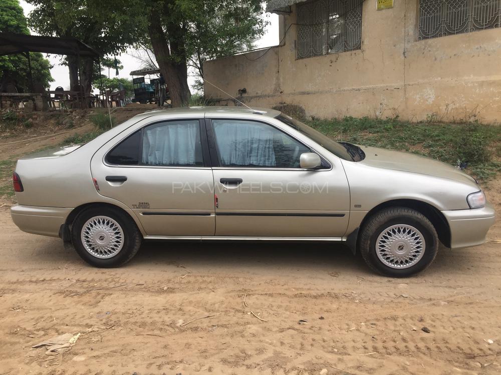 Nissan Sunny 2002 for Sale in Jhelum Nissan Sunny 2002 for Sale in Jhelum Image-3