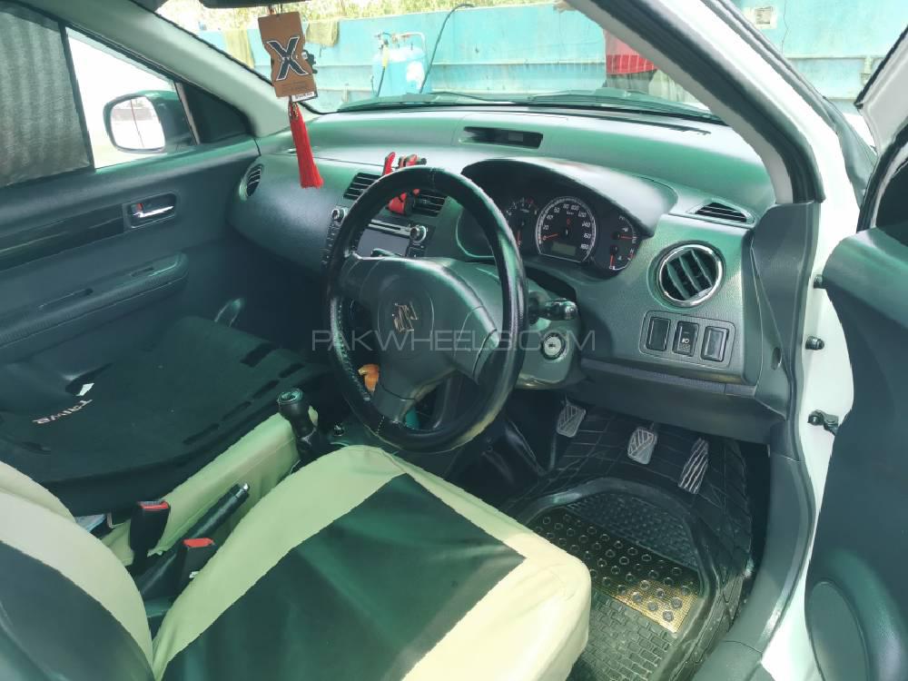 Suzuki Swift 2016 for Sale in Swabi Suzuki Swift 2016 for Sale in Swabi Image-3