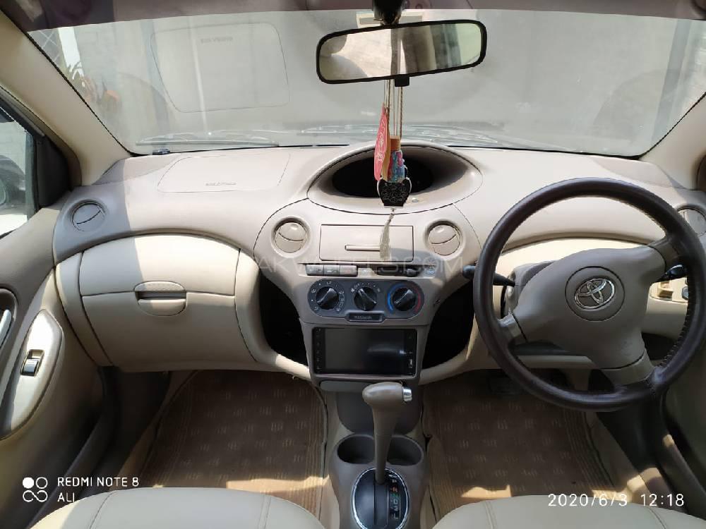 Toyota Platz 2004 for Sale in Faisalabad Toyota Platz 2004 for Sale in Faisalabad Image-4