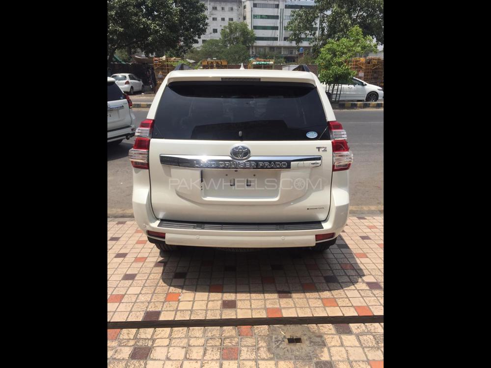 Toyota Prado 2014 for Sale in Lahore Toyota Prado 2014 for Sale in Lahore Image-10