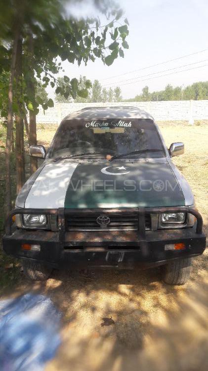 Toyota Hilux 1990 for Sale in Charsadda Image-1