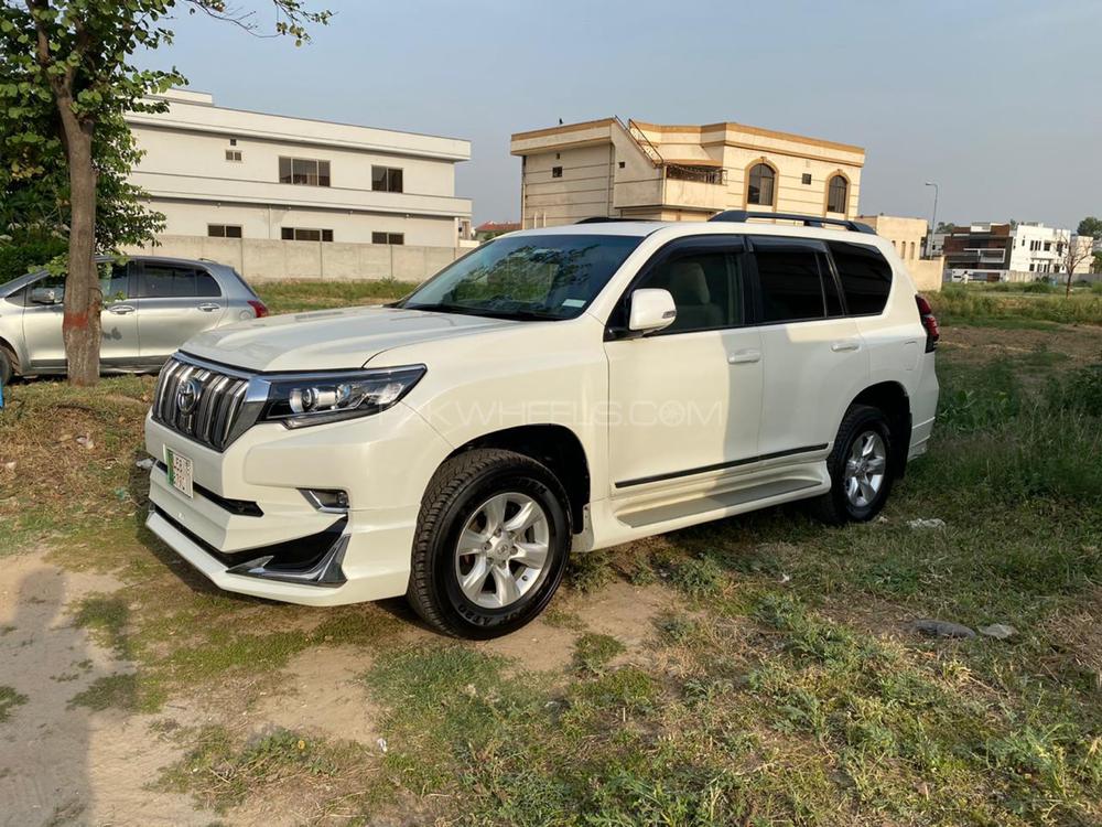 Toyota Prado 2011 for Sale in Gujranwala Toyota Prado 2011 for Sale in Gujranwala Image-3