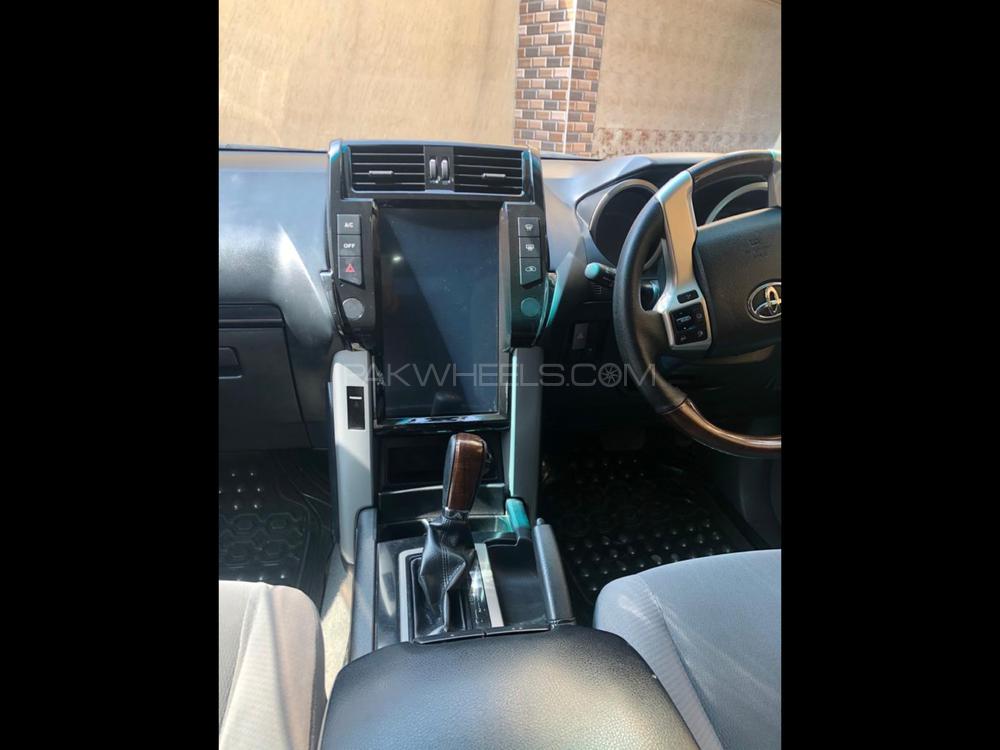 Toyota Prado 2011 for Sale in Gujranwala Toyota Prado 2011 for Sale in Gujranwala Image-7
