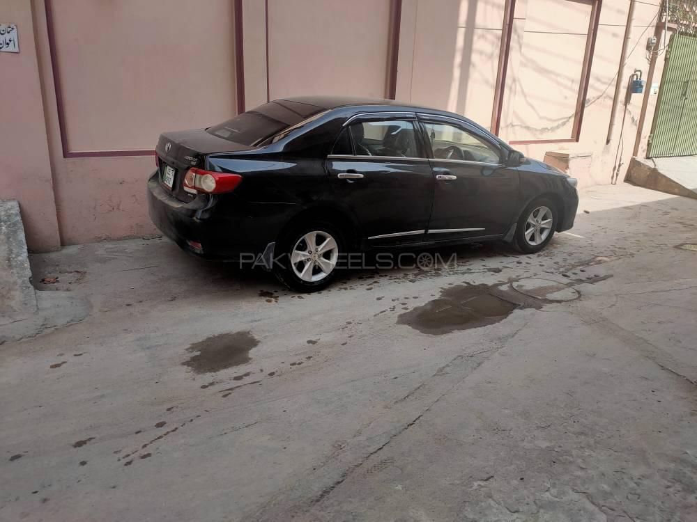 Toyota Corolla 2014 for Sale in Lahore Image-1