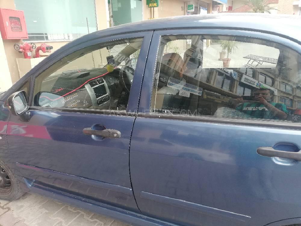 Suzuki Liana 2006 for Sale in Rawalpindi Suzuki Liana 2006 for Sale in Rawalpindi Image-2