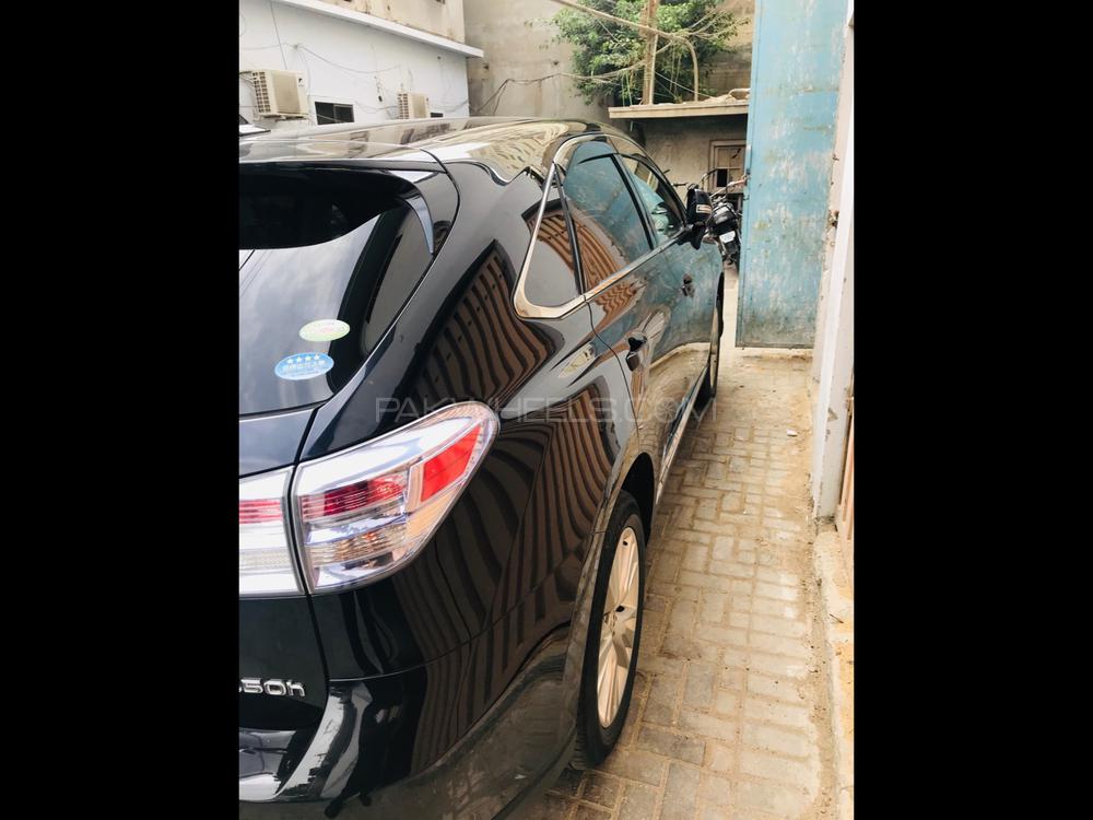Lexus RX Series 2010 for Sale in Karachi Lexus RX Series 2010 for Sale in Karachi Image-3