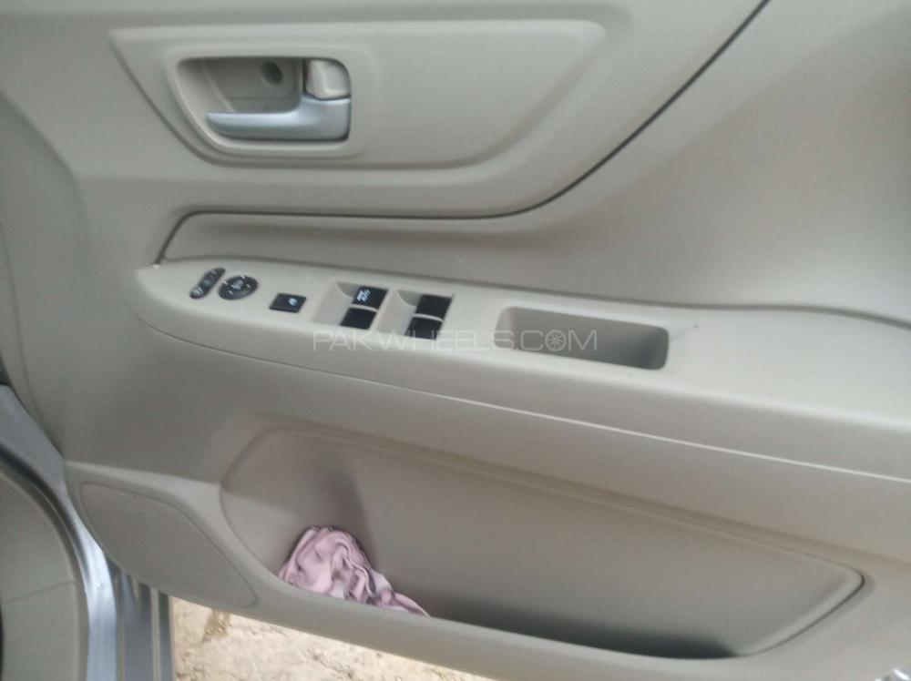 Honda N Wgn 2017 for Sale in Gujranwala Honda N Wgn 2017 for Sale in Gujranwala Image-10