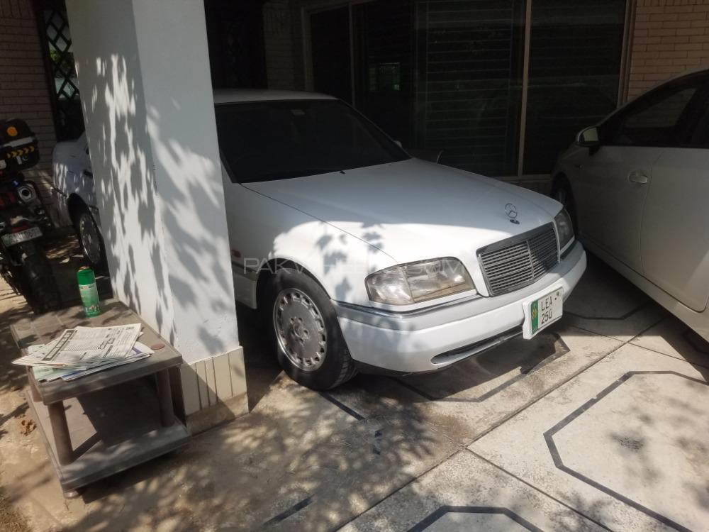 Mercedes Benz 250 D - 1996  Mercedes Benz 250 D - 1996  Image-5