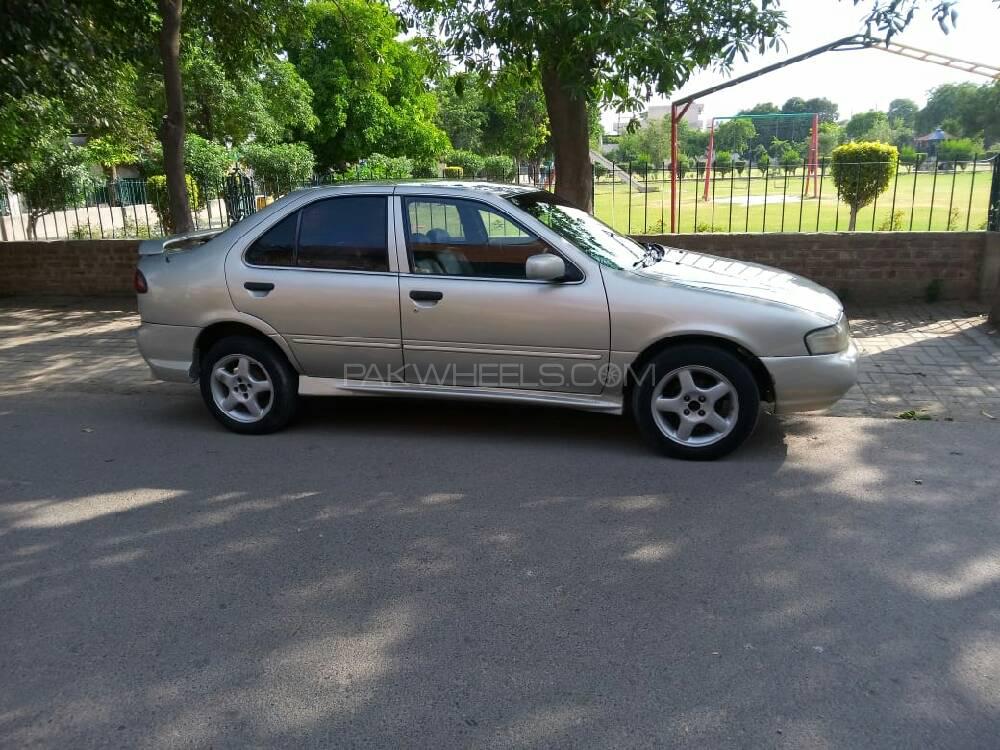 Nissan Sunny 1998 for Sale in Lahore Nissan Sunny 1998 for Sale in Lahore Image-4