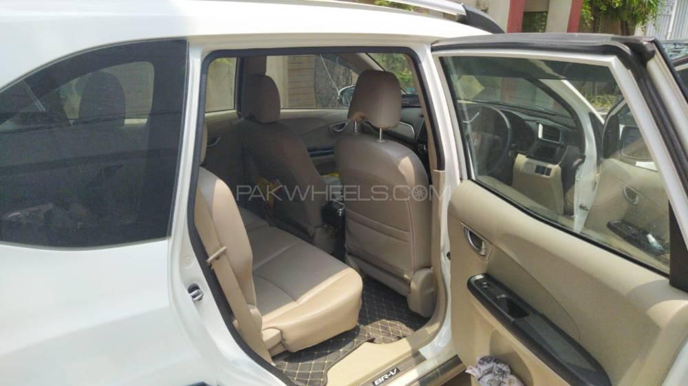 Honda BR-V 2018 for Sale in Lahore Honda BR-V 2018 for Sale in Lahore Image-5