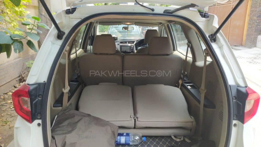 Honda BR-V 2018 for Sale in Lahore Honda BR-V 2018 for Sale in Lahore Image-6