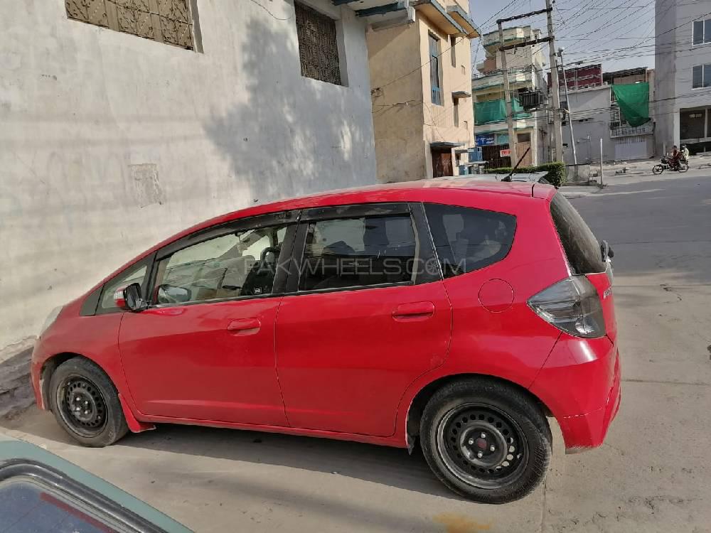Honda Fit 2012 for Sale in Rawalpindi Image-1