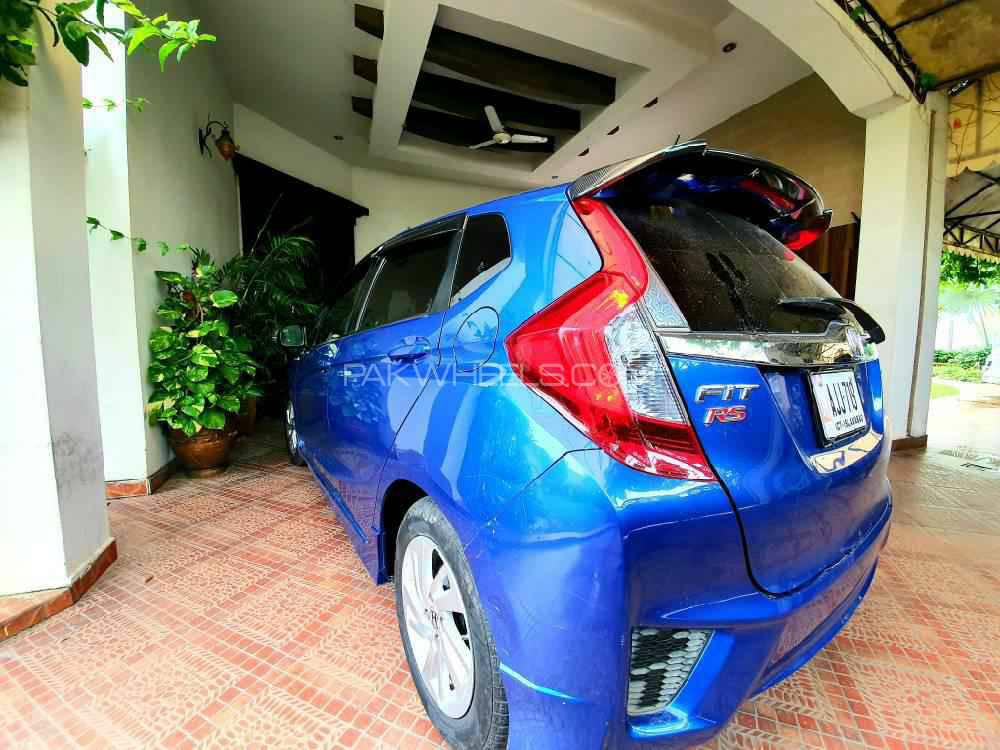 Honda Fit 2017 for Sale in Gujrat Honda Fit 2017 for Sale in Gujrat Image-3